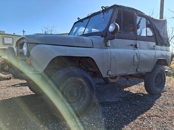 Predám vojenské terénne vozidlá UAZ-469 a LUAZ-969 - 8