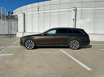 Mercedes-Benz E 220 d 4MATIC AllTerrain - 8