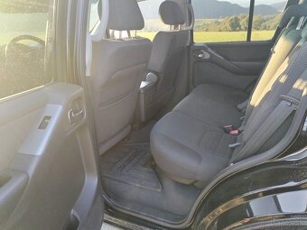 Nissan Pathfinder - 8
