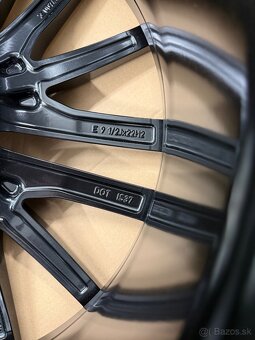 Nepoužité hliníkové disky 5x112 R22 BMW X5 X6 X7 Style 744M - 8