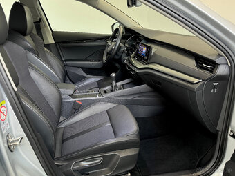 Škoda Octavia 1.5 TSi 110 kw rv 2022 koupeno v čr 1 maj. - 8
