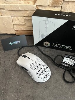 Herný notebook: Asus TUF Gaming A15 Herná myš: Glorious Mod - 8