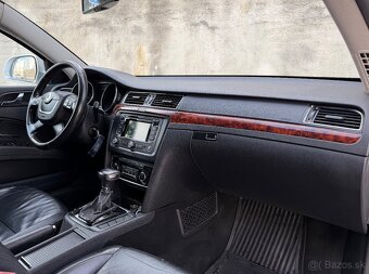 Škoda Superb Combi 2.0TDi DSG - 8
