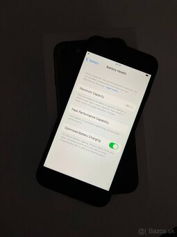 Apple iPhone 7, 128GB - 8