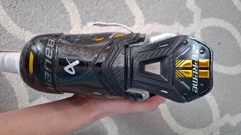 Predám korčule bauer supreme M5 Pro. - 8
