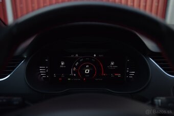Škoda Octavia Combi VRS 2.0TDI DSG7 NEBURANE, SERVISNÁ KNIHA - 8