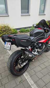 BMW S1000Rr - 8