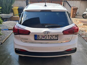 Hyundai i20 - 8