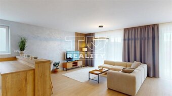 Nádherný 4 izbový byt s terasou a dvomi parkovacími... - 8