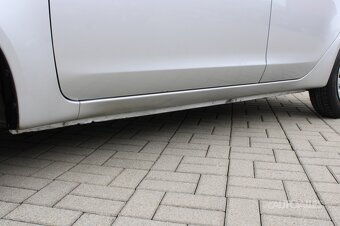 Mitsubishi Colt 1,3 i 70 kW - 8