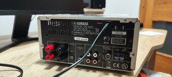 Yamaha CRX-E320 - 8