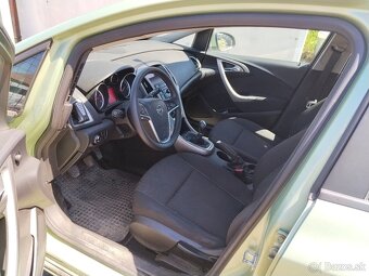 Opel Astra 1.7 CDTi, 81 kw, M6, 2011 - 8
