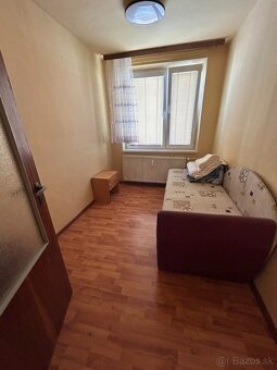 3 izbový byt v žiadanej lokalite Komenského 2222 v Trebišove - 8