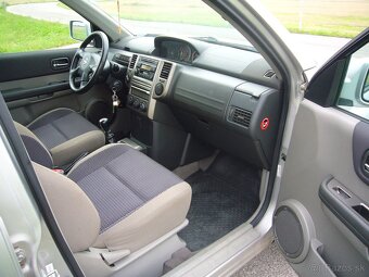 Nissan X-Trail - 8