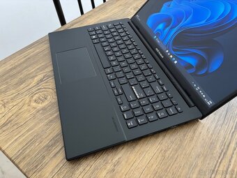 Asus Vivobook GO/Notebook/4GB RAM DDR5/128GB NvMe SSD - 8