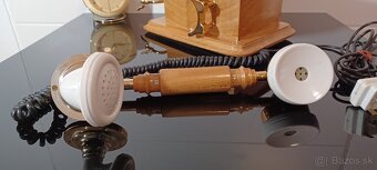 Starý telefón - 8