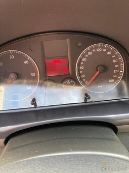 Volkswagen touran - 8