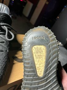 Yeezy 350 V2 Oreo - 8