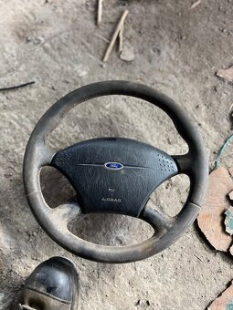 Ford Focus - 8