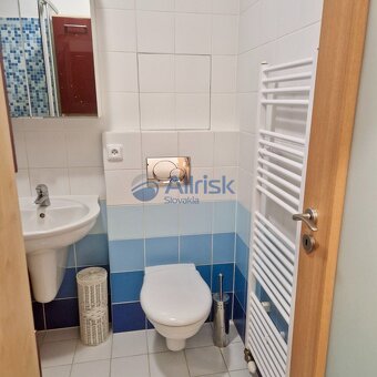 Pekný , Zariadený 2 izb. byt s terasou a garážovým miestom n - 8