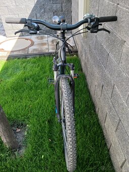 Predám väčší Horský bicykel rám56,kolá 29. BA. - 8