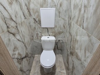 KOMPLETNE ZREKONŠTRUOVANÝ moderný 3-izb byt v centre m… - 8