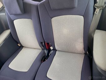 Peugeot 1007 - 8