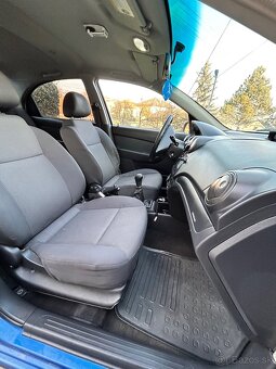 Chevrolet aveo 1.2 - 8