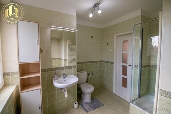 Útulný 2,5 izbový byt v širšom centre Popradu - 8