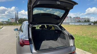 Audi E-tron 50 quattro Advanced - 8