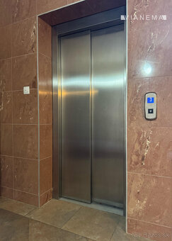 Exkluzívny 2-izbový zariadený apartmán s garážou Donovaly - 8