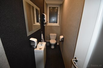 Prenájom reprezentatívnych priestorov v centre Ružomberka - 8