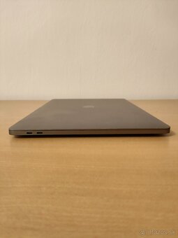 MacBook Pro 16" 2019 i7 2.6 GHz | 16 GB RAM | 512 GB SSD - 8