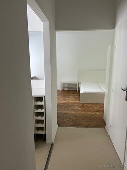 Na predajom 1- izbový byt na Vajnorskej ulici 620€ mesačne - 8