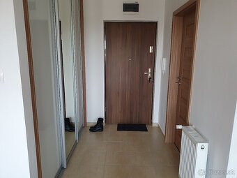 PREDAJ 3-izbový byt 64 m2 s parkovacím státím, Rajka - 8