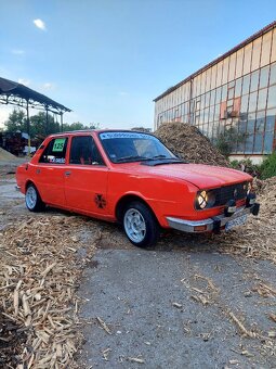 Predám skoda 105 na náhradné diely - 8