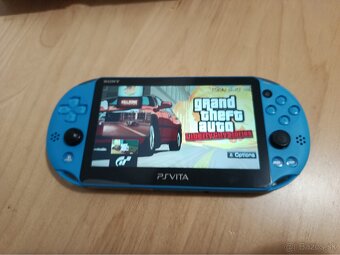 Predám PS VITA 2000 Aqua blue + 128 GB SD2VITA + 60 hier - 8