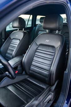 VW Passat R-LINE DSG Ťažné Virtual CarPlay ACC Lane-assist - 8