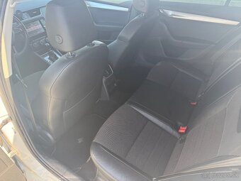 Skoda octavia 3 kombi 2.0tdi DSG - 8