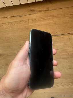 Iphone 16 - 8