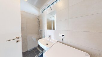Slnečný 2i elegantný byt s parkovacím státím - 8