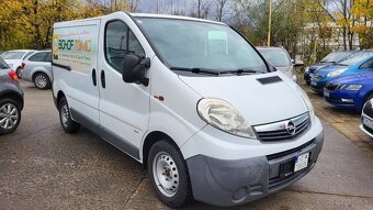 Opel Vivaro 2.0 Dci model 2010 - 8