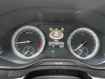 Škoda Karoq 1.6 TDI Style - 8