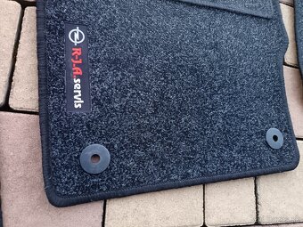 Predám velurove /textilné /auto koberce na opel corsa E. - 8