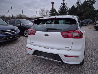 Kia niro - 8