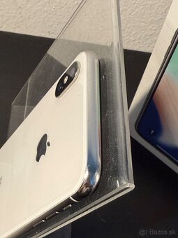 Predám Apple iPhone X 64GB Silver Minimálne známky - 8