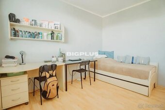 ZNÍŽENÁ CENA: Na predaj 4-izbový byt 100 m2 v Partizánskom - 8