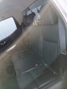 Nissan Navara D23 2.3 DCi 120kW, kód motoru YS23 - 8