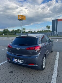 Hyundai i20 - 8