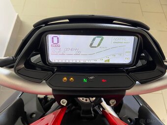 MV Agusta Brutale Rosso 800 - 8